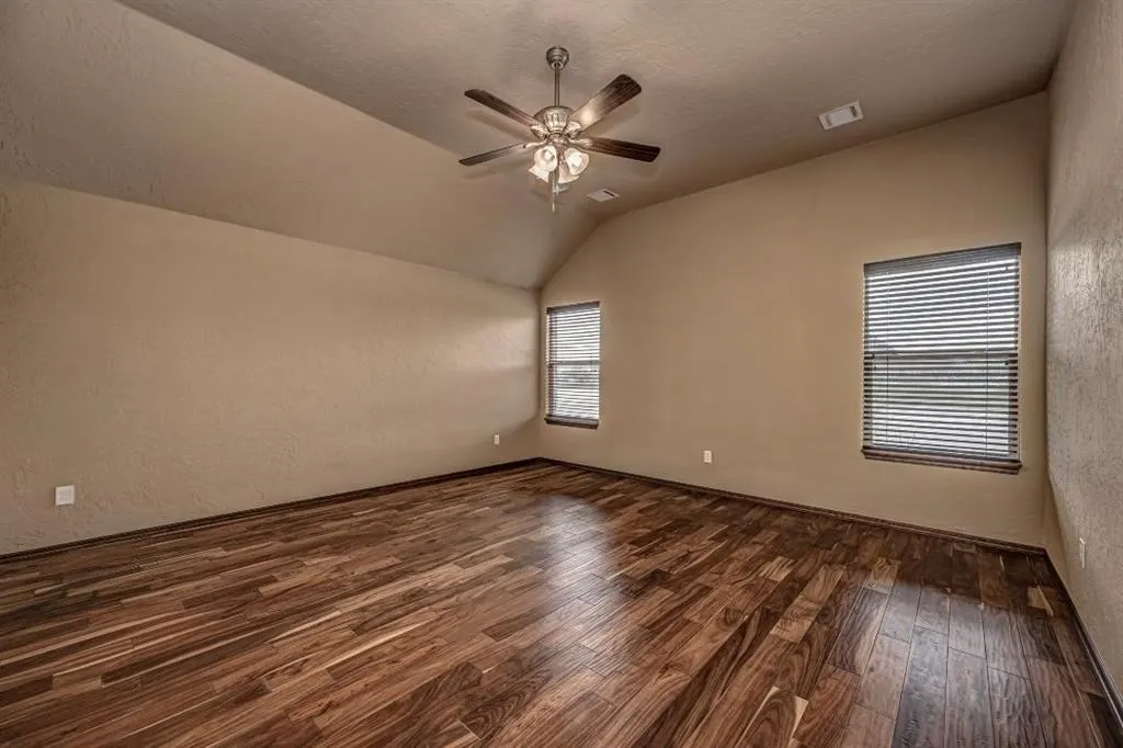 Photo 20 — 9609 Lakecrest Drive, Oklahoma City, OK 73159