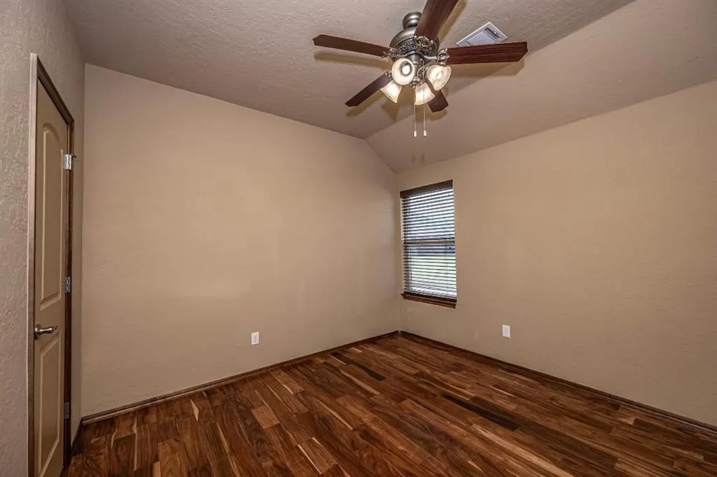 Photo 24 — 9609 Lakecrest Drive, Oklahoma City, OK 73159