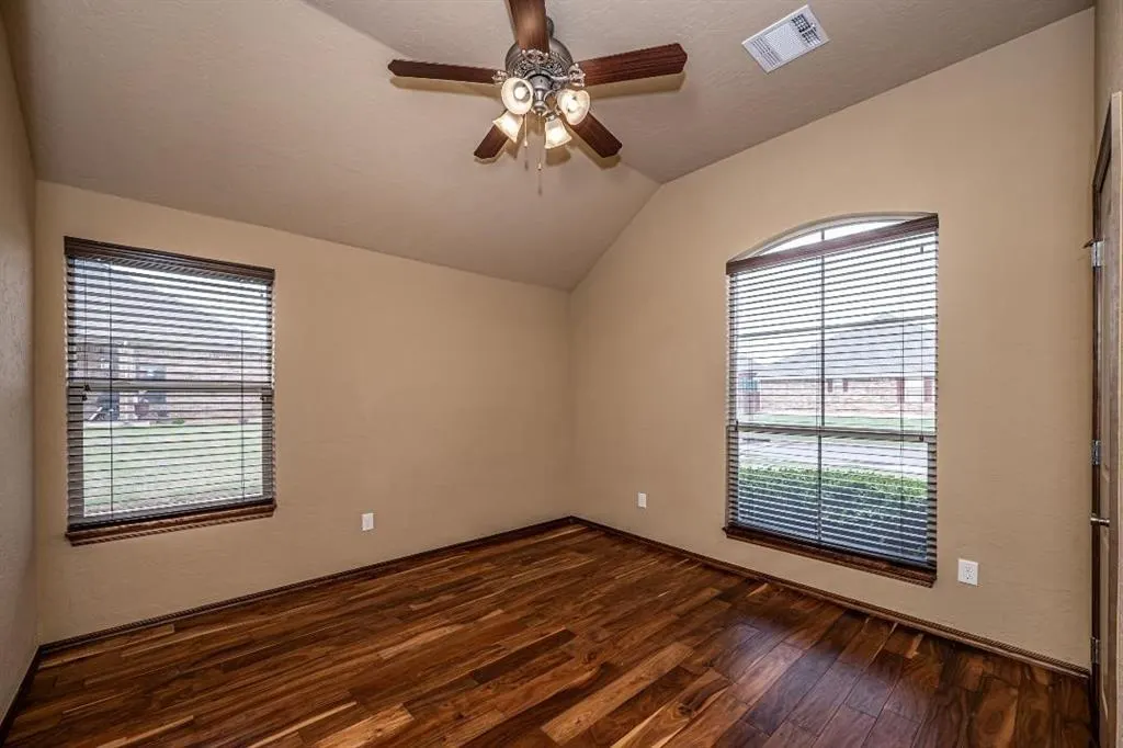Photo 26 — 9609 Lakecrest Drive, Oklahoma City, OK 73159