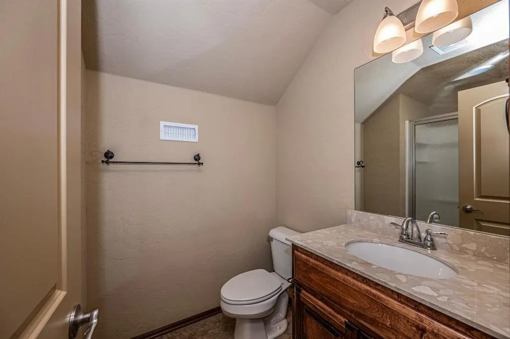 Photo 30 — 9609 Lakecrest Drive, Oklahoma City, OK 73159