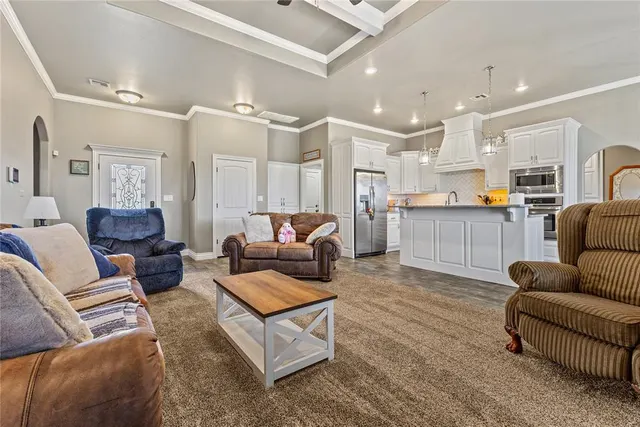 Photo 5 — 2701 Falling Leaves Drive, Weatherford, OK 73096