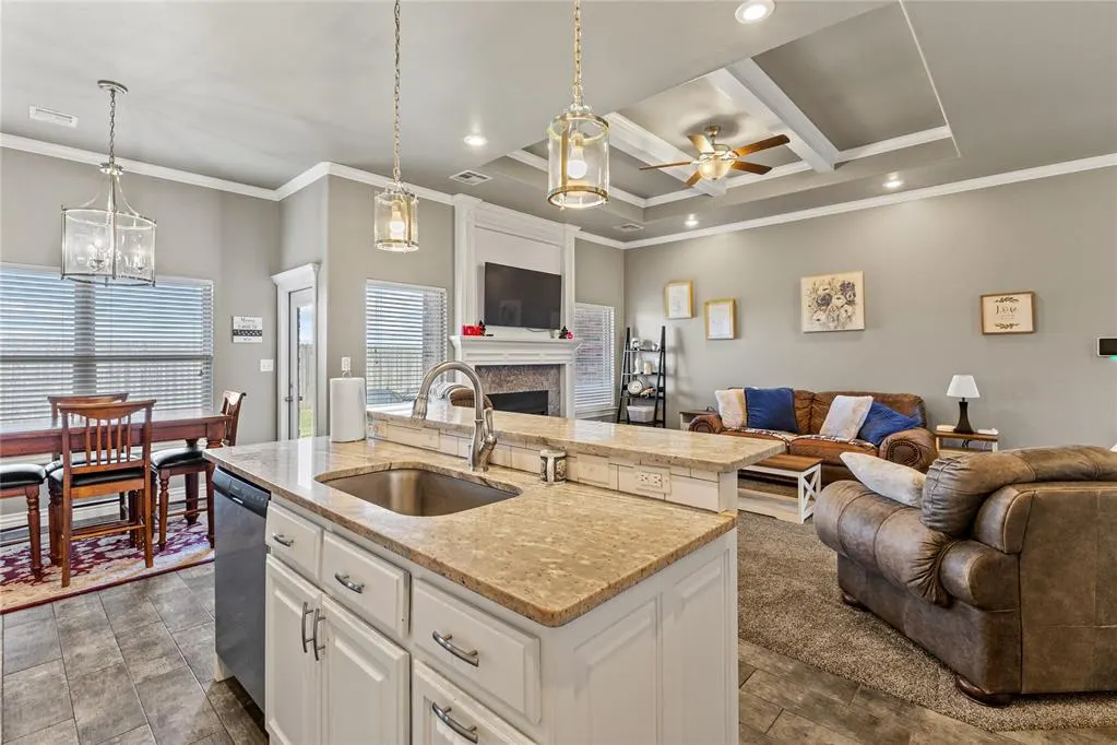 Photo 10 — 2701 Falling Leaves Drive, Weatherford, OK 73096