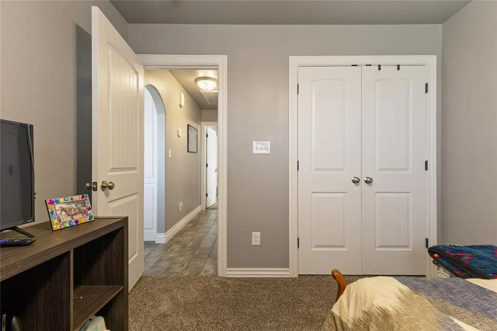 Photo 14 — 2701 Falling Leaves Drive, Weatherford, OK 73096