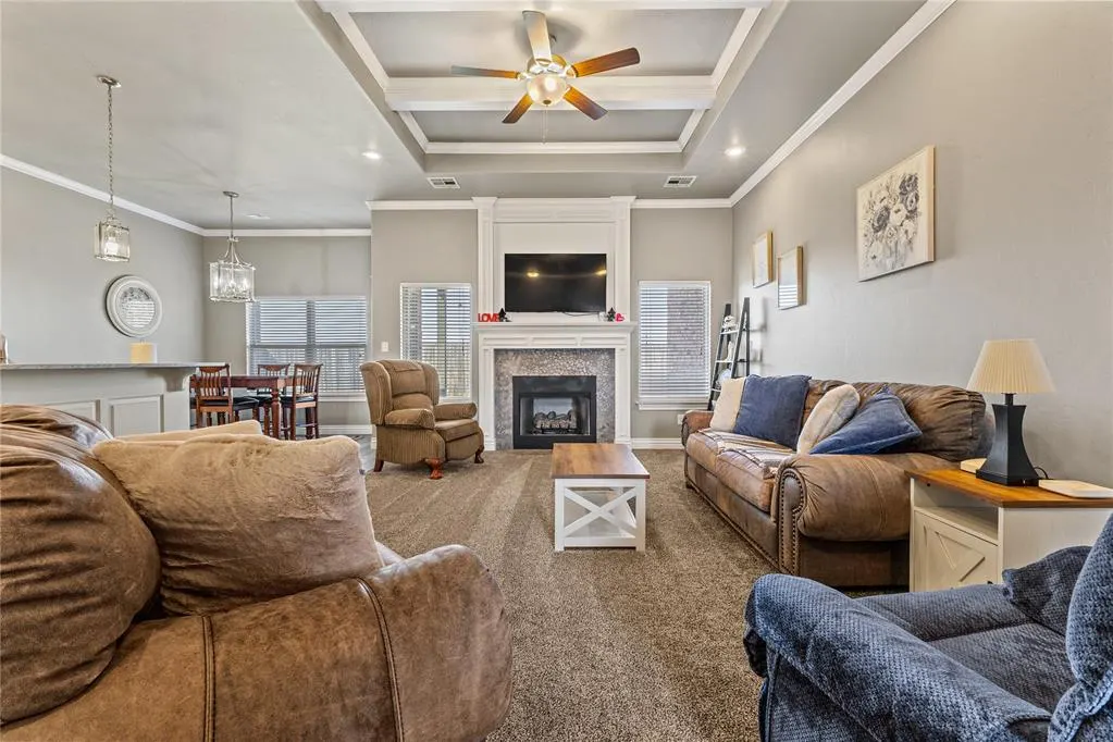 Photo 3 — 2701 Falling Leaves Drive, Weatherford, OK 73096