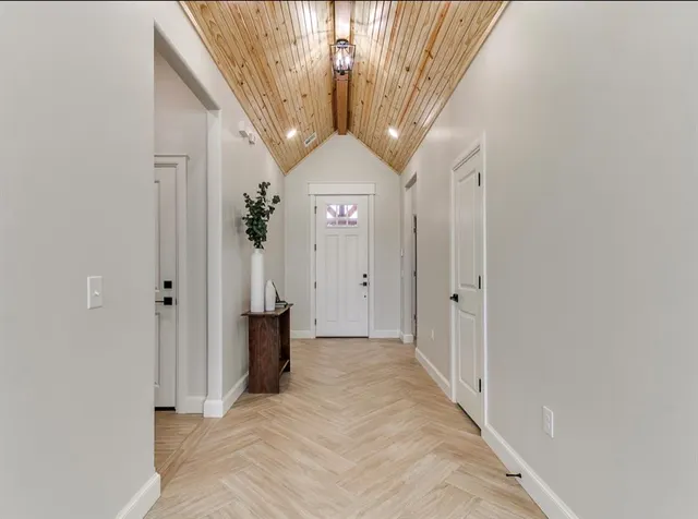 Photo 2 — 507 Blue Bird Road, Shawnee, OK 74804