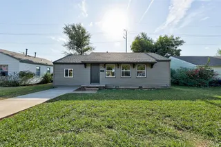 Sold home at 516 Monroney Drive