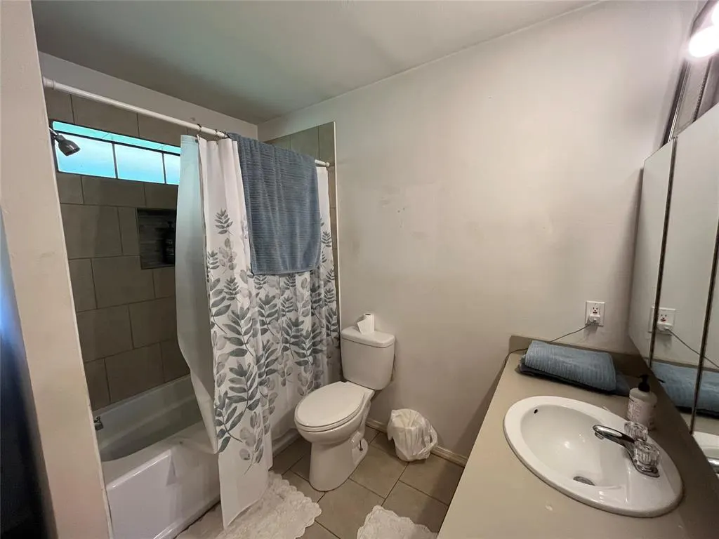 Photo 12 — 10301 Schwartz Drive, Oklahoma City, OK 73165