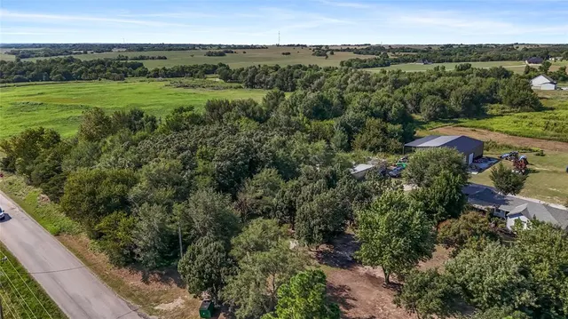 Photo 4 — 16751 W Wilshire Boulevard, Yukon, OK 73099