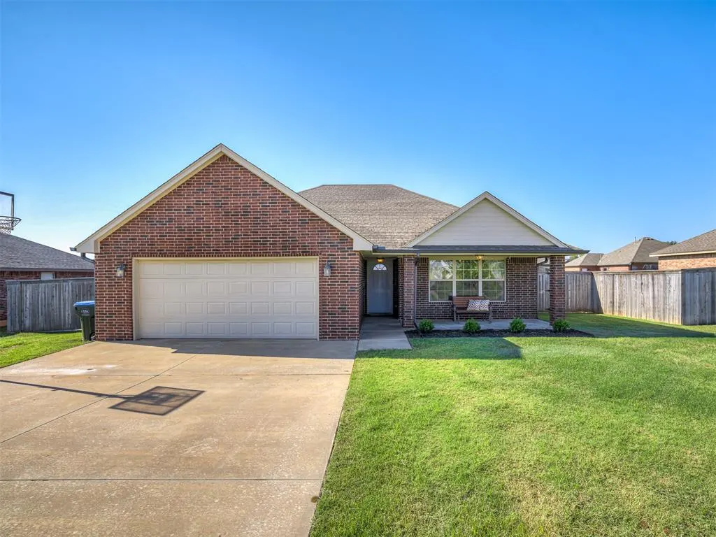 Photo 45 — 118 W Comanche Avenue, Cashion, OK 73016