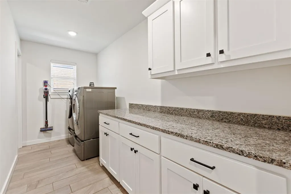 Photo 32 — 635 SW 6th Street, Jones, OK 73049