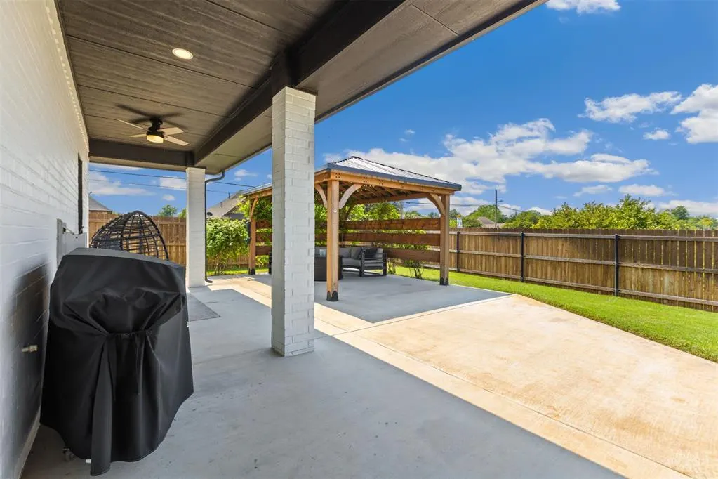 Photo 33 — 635 SW 6th Street, Jones, OK 73049