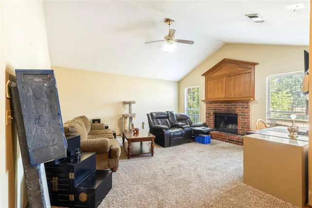 Photo 6 — 1812 Foxfire Road, Edmond, OK 73003