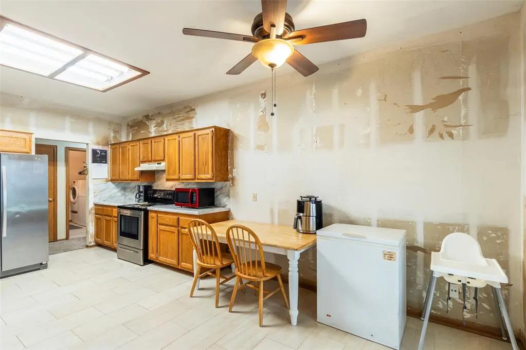 Photo 14 — 1812 Foxfire Road, Edmond, OK 73003