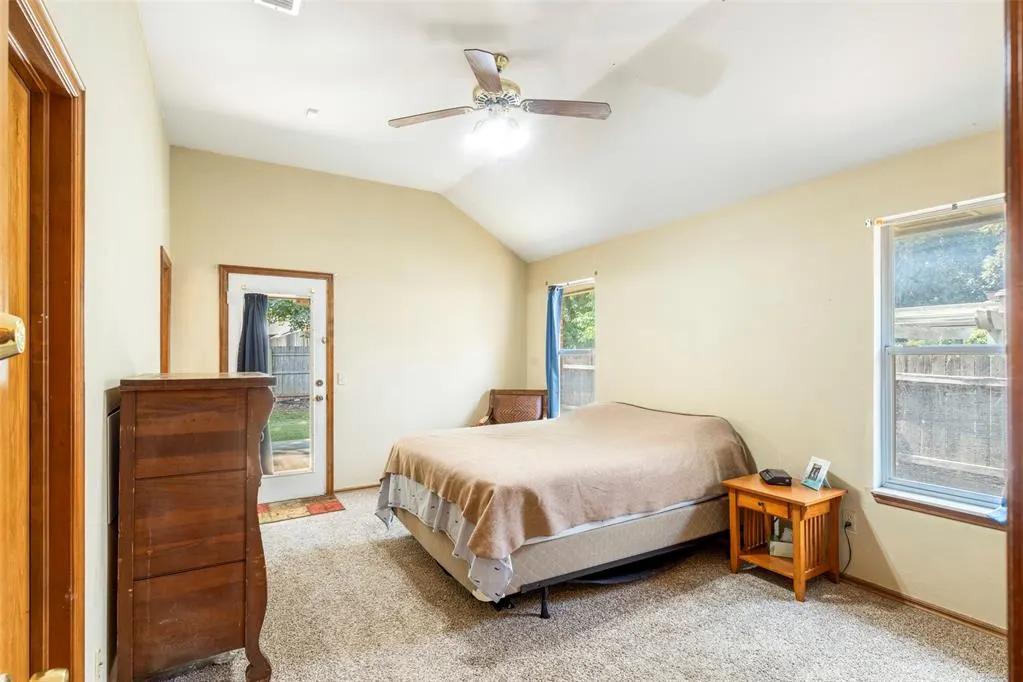 Photo 15 — 1812 Foxfire Road, Edmond, OK 73003