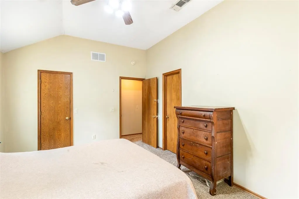 Photo 17 — 1812 Foxfire Road, Edmond, OK 73003