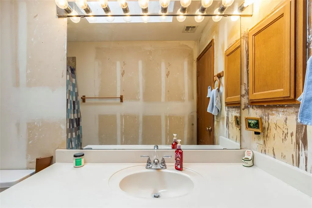 Photo 25 — 1812 Foxfire Road, Edmond, OK 73003