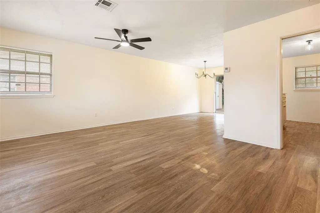Photo 3 — 1221 NW 102nd Street, Oklahoma City, OK 73114