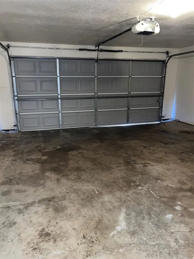 Photo 4 — 121 Stonewood Drive, Noble, OK 73068
