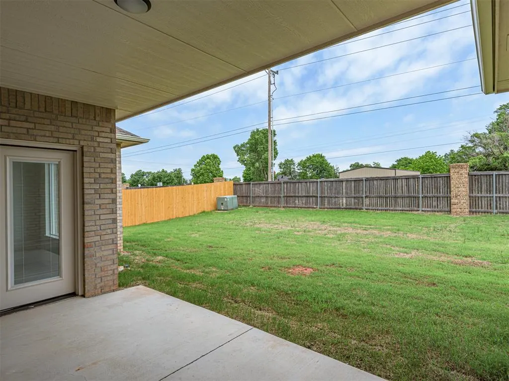Photo 10 — 12125 SW 45th Terrace, Mustang, OK 73064