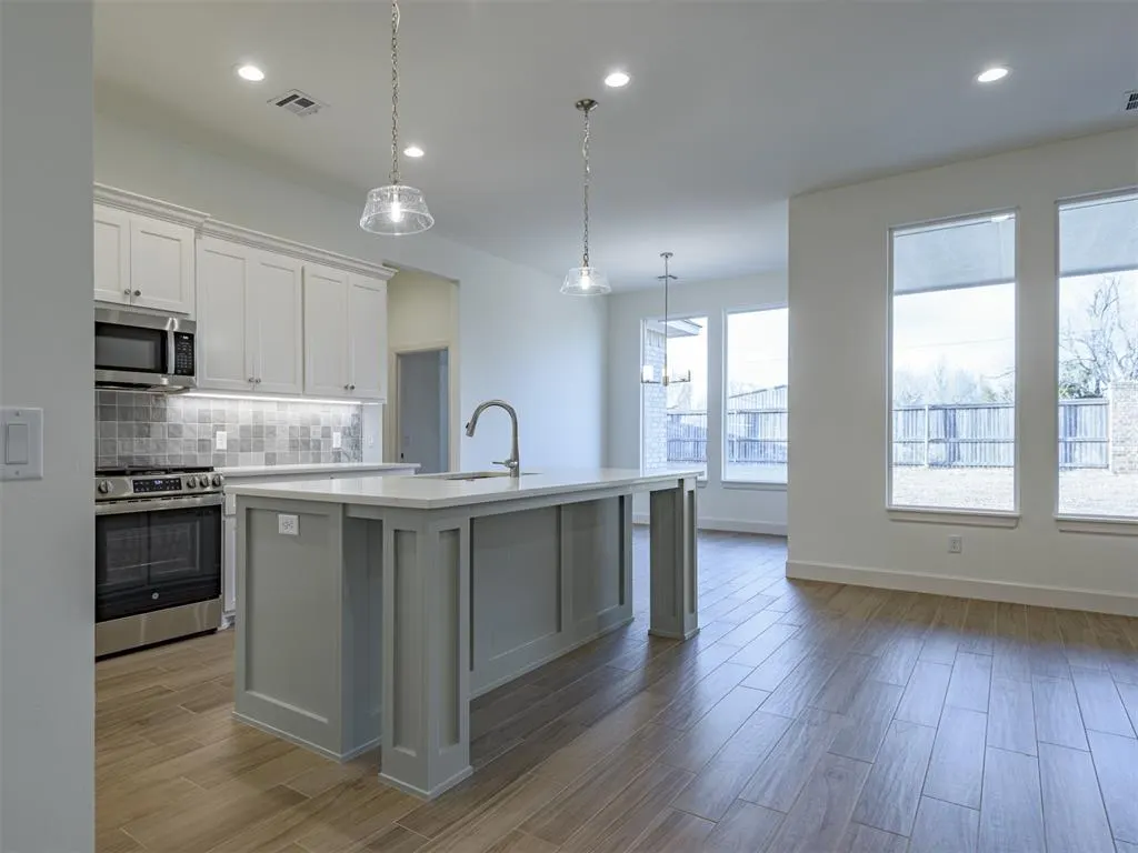 Photo 18 — 12125 SW 45th Terrace, Mustang, OK 73064