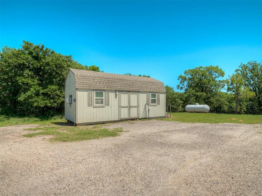 Photo 45 — 331571 E 875 Road, Wellston, OK 74881