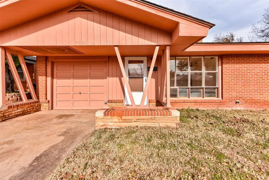 Photo 6 — 4621 NW 13th Street, Oklahoma City, OK 73127