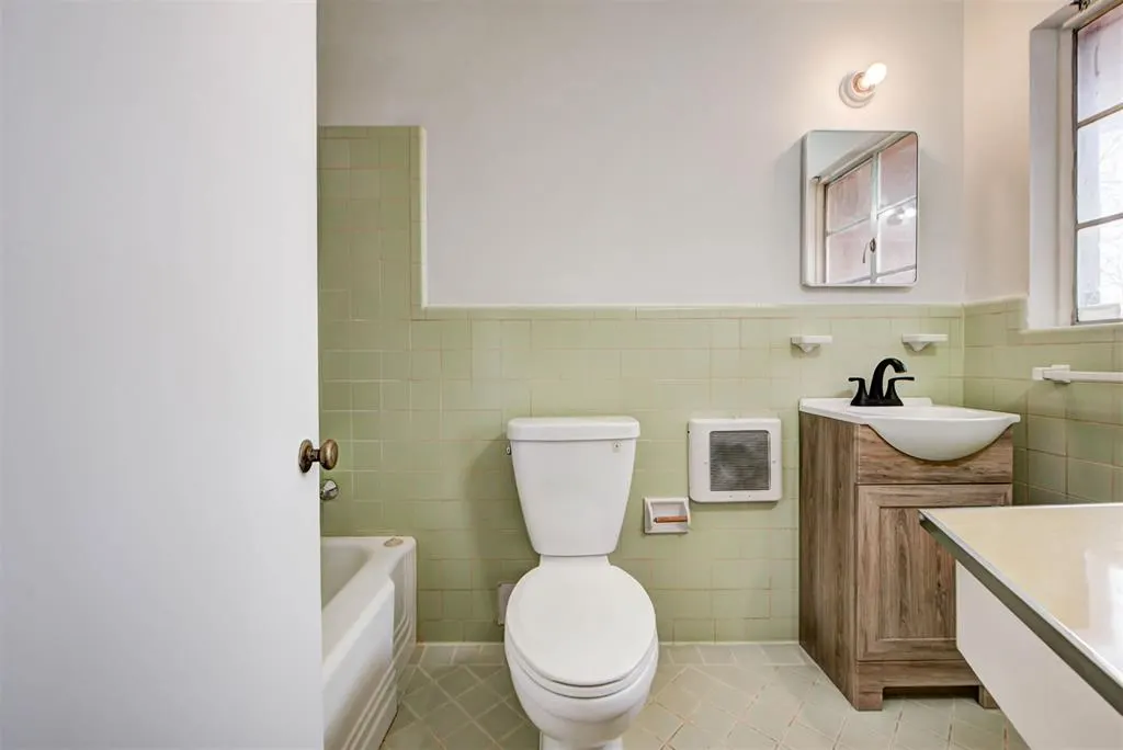 Photo 34 — 4621 NW 13th Street, Oklahoma City, OK 73127