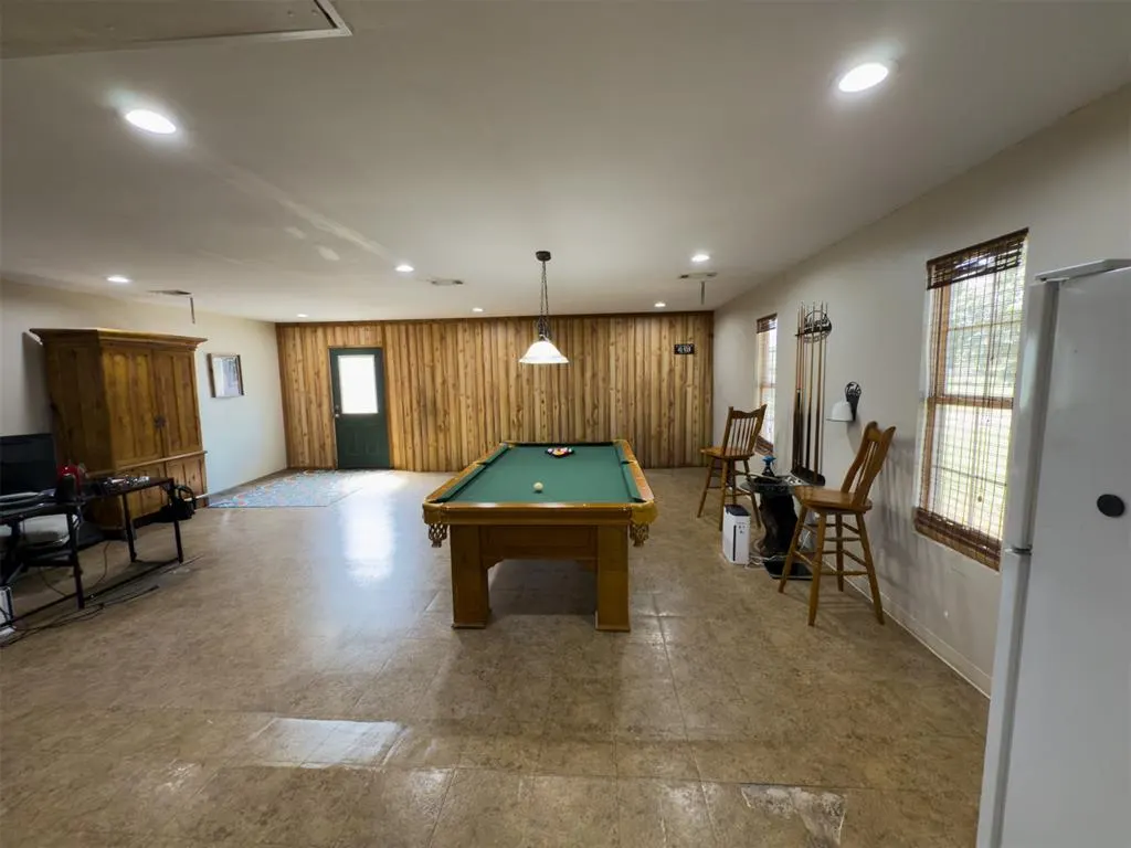 Photo 19 — 24260 E County Road 1560 Road, Maysville, OK 73057