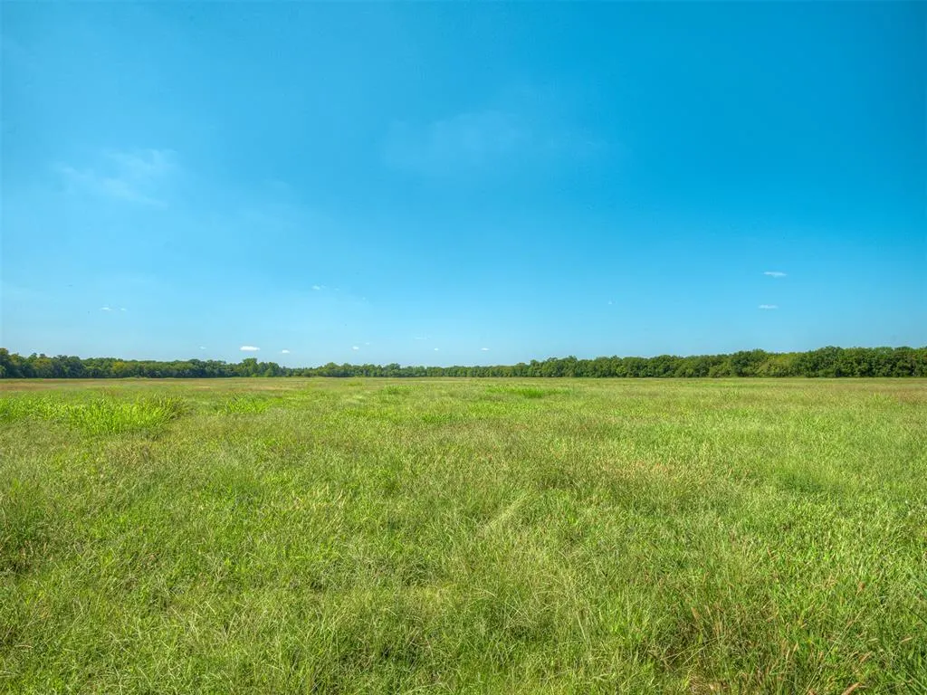 Photo 18 — Mahoney St Street, Sparks, OK 74869