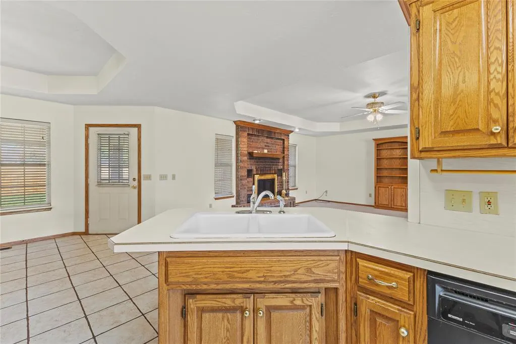 Photo 14 — 1804 Kristie Lane, Weatherford, OK 73096