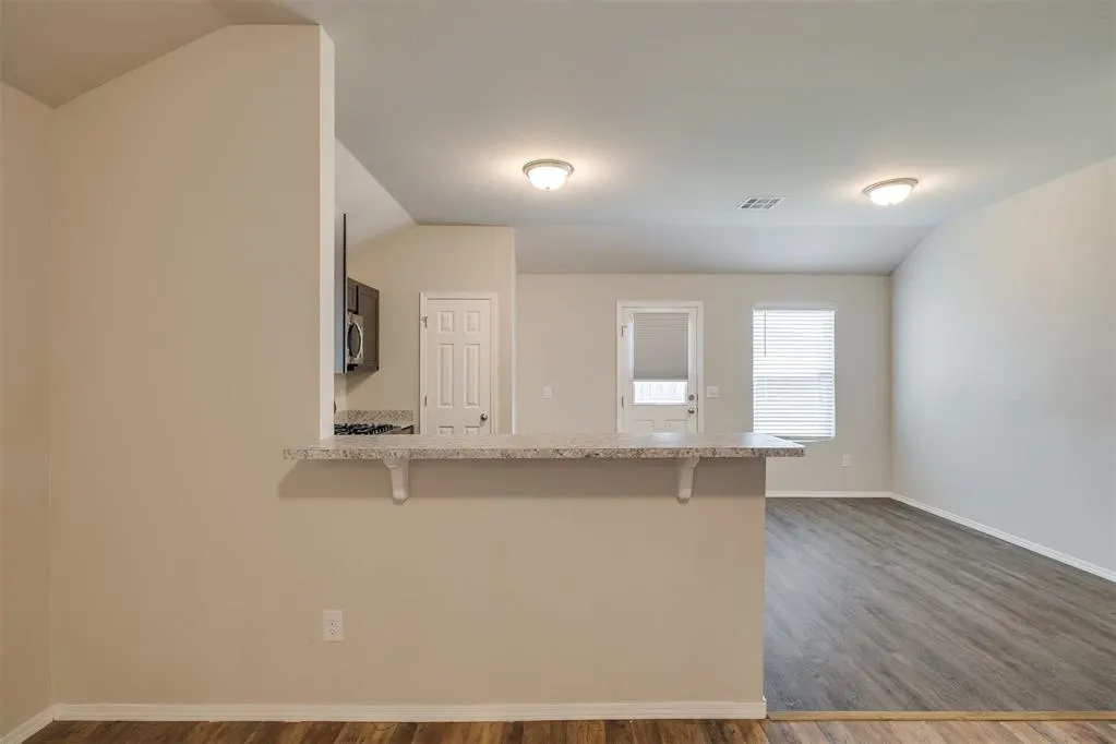 Photo 9 — 1908 Melanie Drive, Oklahoma City, OK 73127