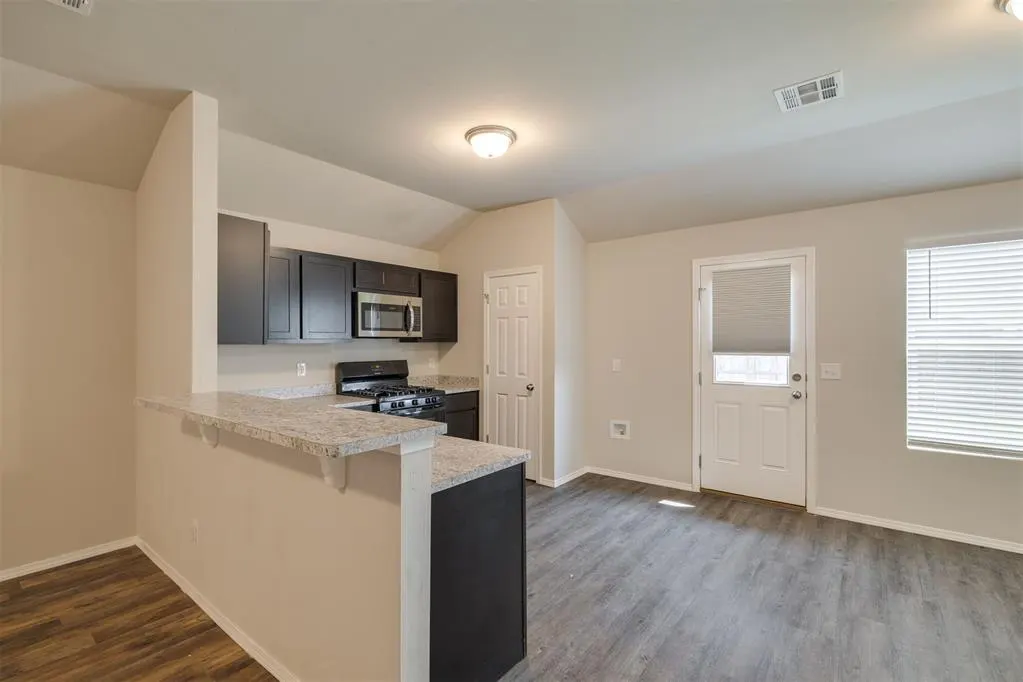 Photo 10 — 1908 Melanie Drive, Oklahoma City, OK 73127