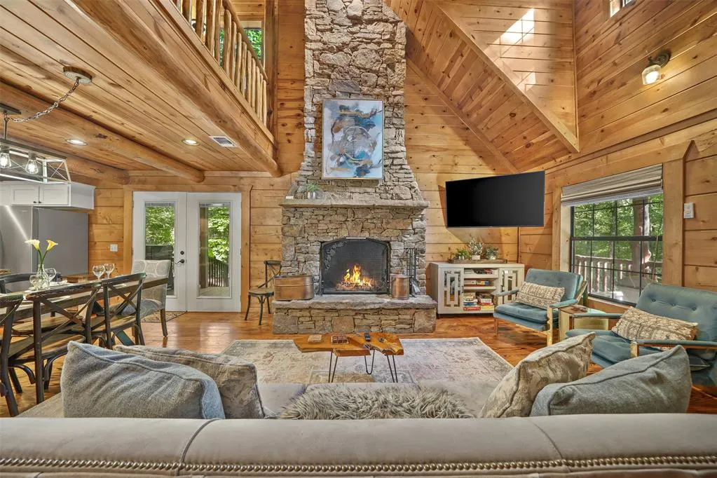 Photo 5 — 573 Timber Creek Trail, Broken Bow, OK 74728