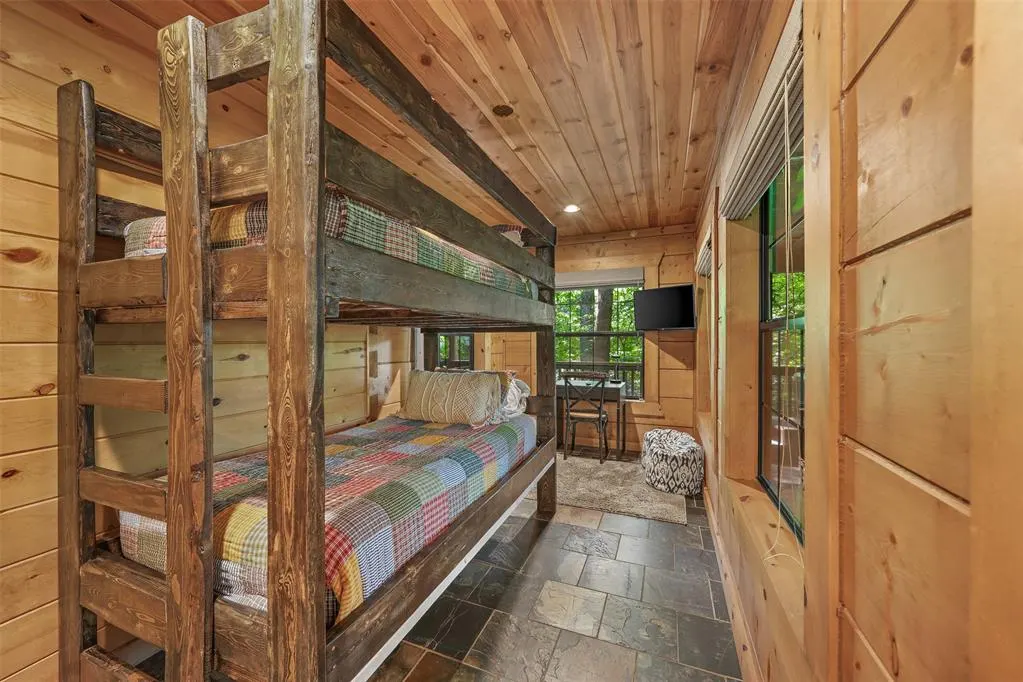 Photo 15 — 573 Timber Creek Trail, Broken Bow, OK 74728