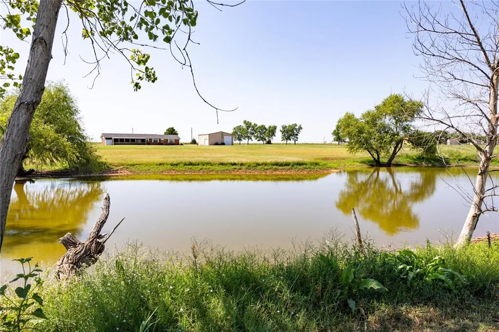 Photo 3 — 7040 Choctaw Street, Union City, OK 73090