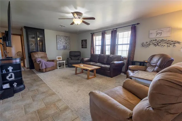 Photo 5 — 7040 Choctaw Street, Union City, OK 73090