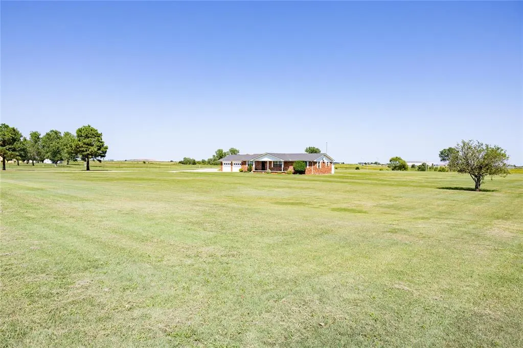 Photo 43 — 7040 Choctaw Street, Union City, OK 73090