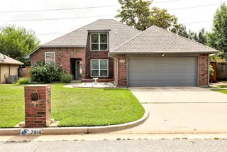 Sold home at 7916 Wilshire Ridge Drive
