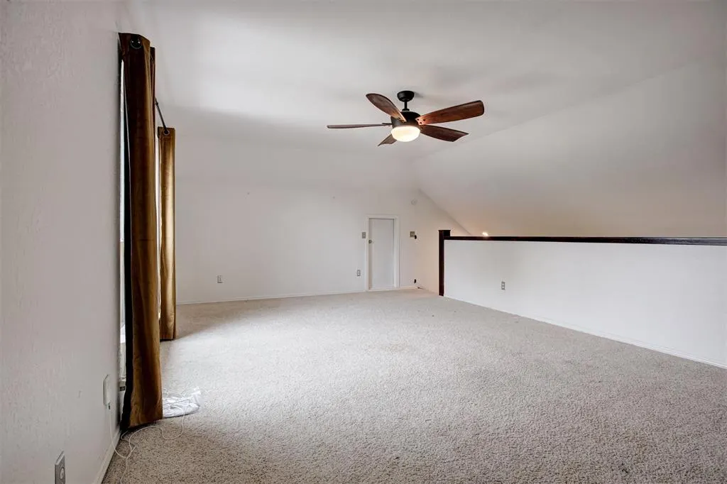Photo 23 — 7916 Wilshire Ridge Drive, Oklahoma City, OK 73132