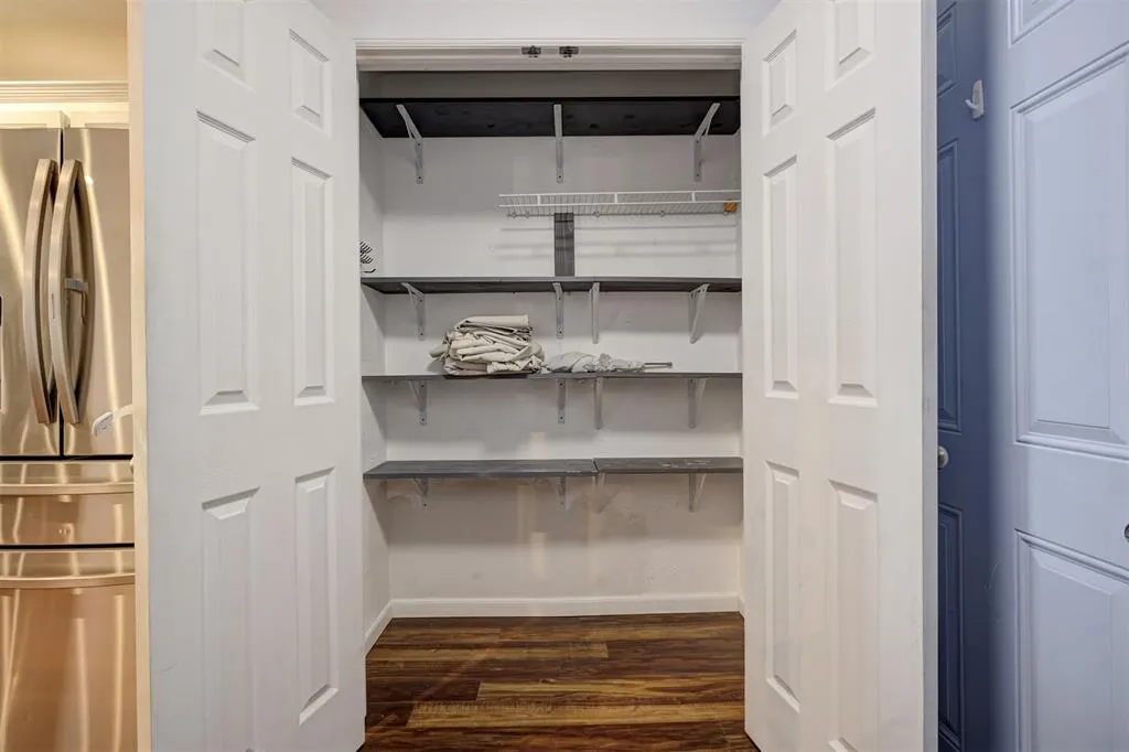 Photo 19 — 7916 Wilshire Ridge Drive, Oklahoma City, OK 73132