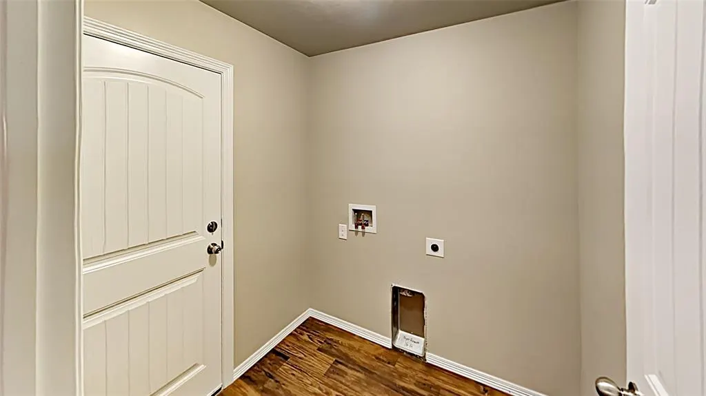 Photo 15 — 202 Saint Charles Way, Midwest City, OK 73130