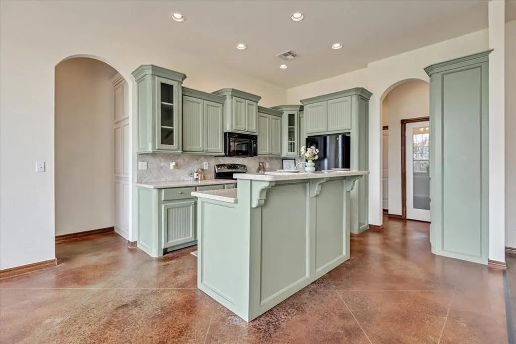 Photo 12 — 2260 S Ross Drive, Newcastle, OK 73065