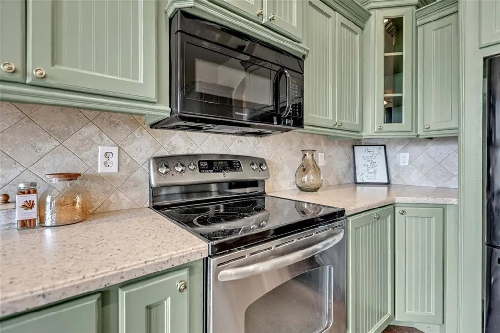 Photo 13 — 2260 S Ross Drive, Newcastle, OK 73065