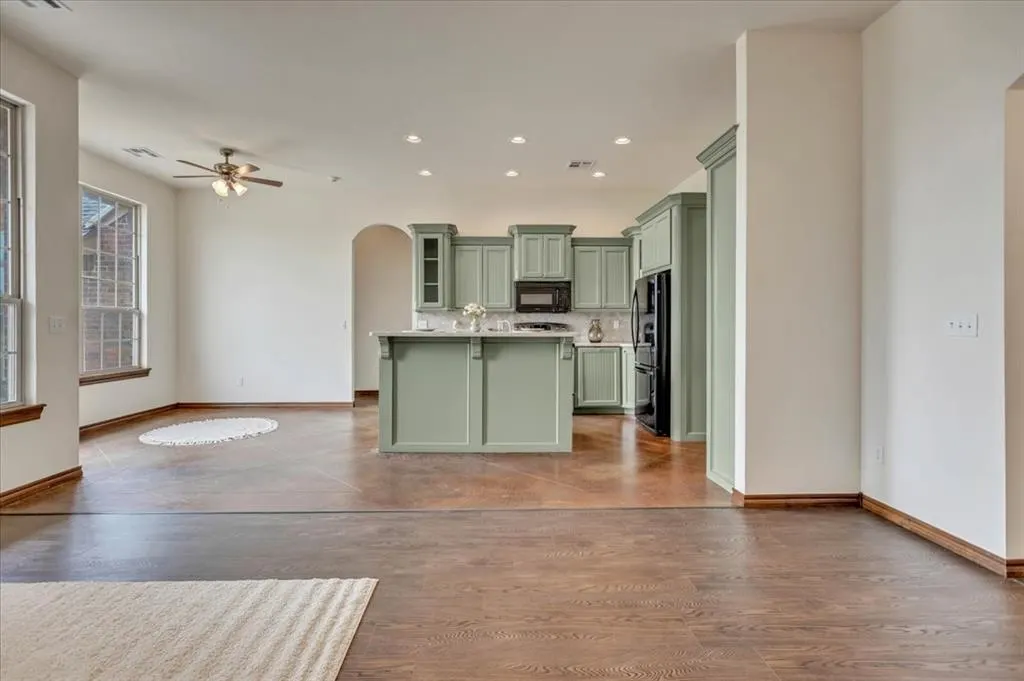 Photo 17 — 2260 S Ross Drive, Newcastle, OK 73065