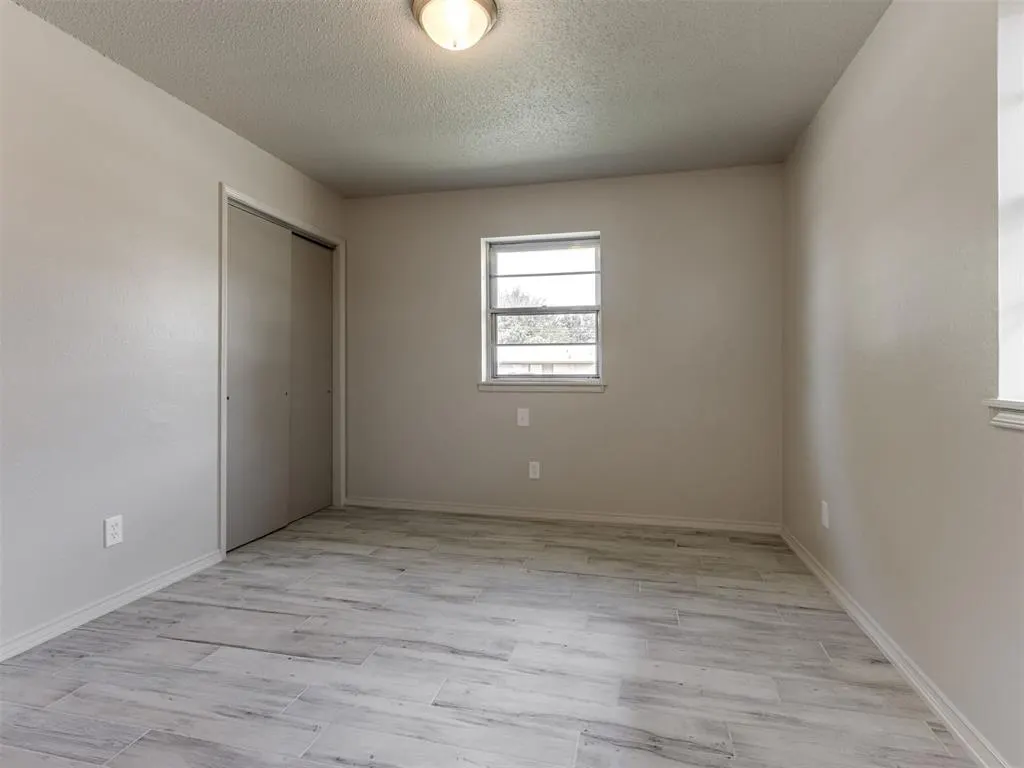 Photo 13 — 9316 NE 13th Place, Midwest City, OK 73130