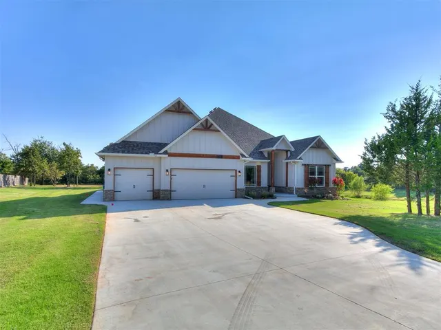 Photo 2 — 17800 Piper Glen Drive, Choctaw, OK 73020