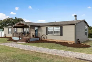 Sold home at 3360 Rolling Hills Dr Drive