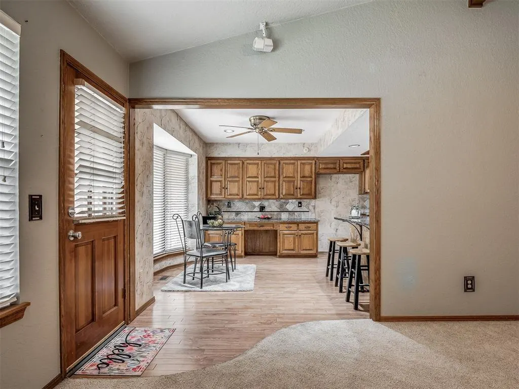 Photo 10 — 7104 NW 32nd Street, Bethany, OK 73008