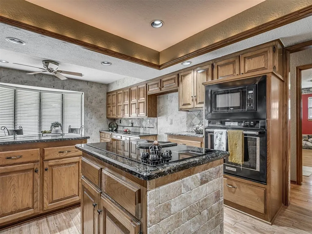 Photo 15 — 7104 NW 32nd Street, Bethany, OK 73008