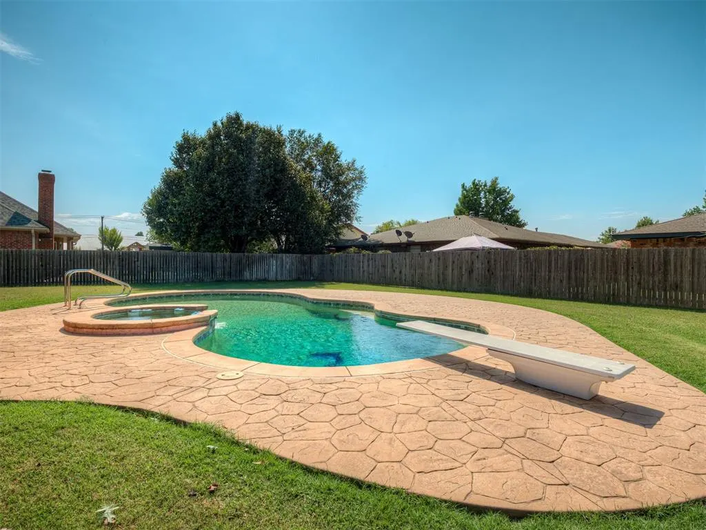 Photo 46 — 7104 NW 32nd Street, Bethany, OK 73008
